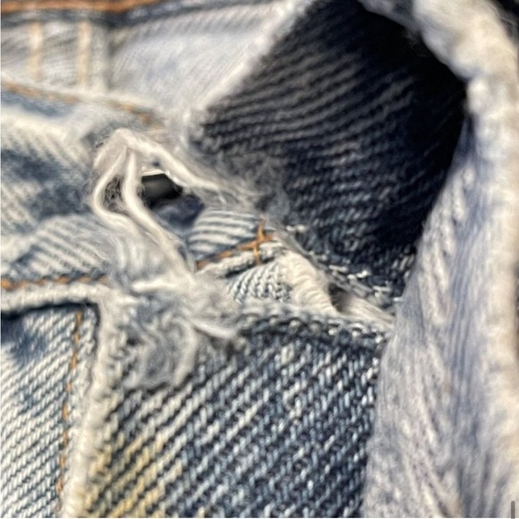 Vintage 90’s Made In USA Levi’s 501 Jeans - Picture 9 of 10